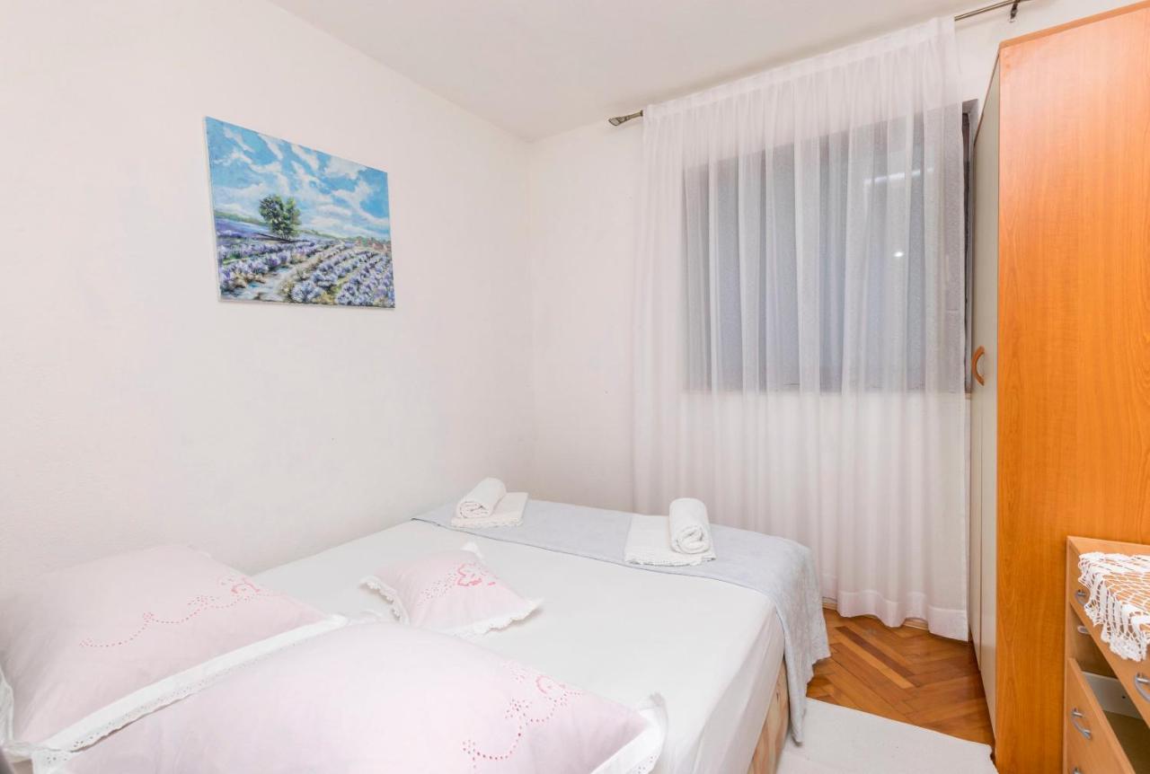 Apartments Dragica Donji Okrug  エクステリア 写真