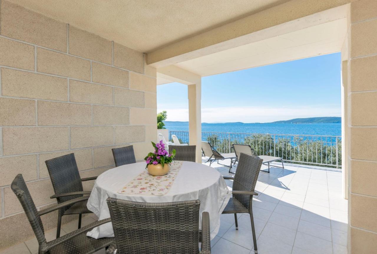 Apartments Dragica Donji Okrug  エクステリア 写真