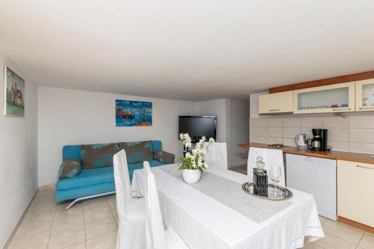 Apartments Dragica Donji Okrug  エクステリア 写真